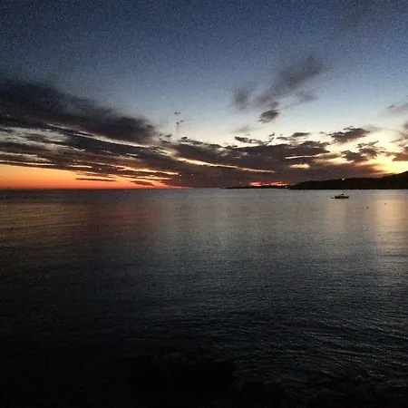 Hotel De La Les Arcades Algajola (Corsica)