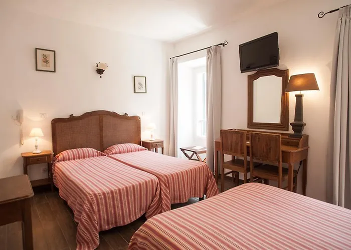 De La Les Arcades 2* アルガジョラ